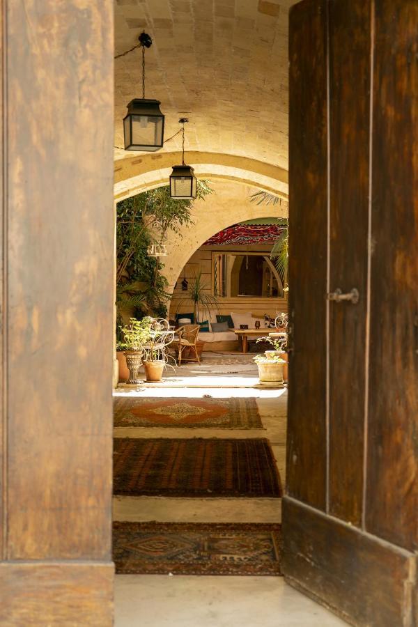 Rue Du Chateau Tarascon Exterior photo